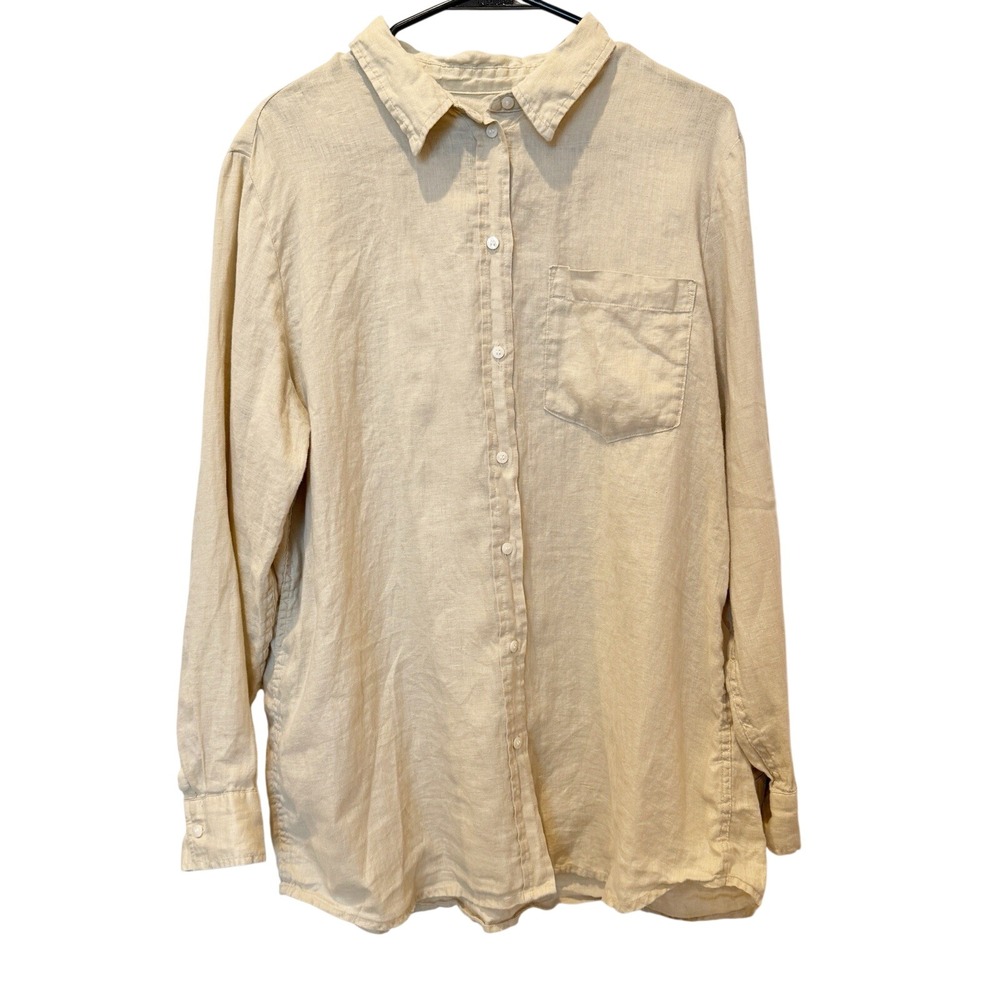 GAP Long Sleeve Button-Up Shirt in Light Beige